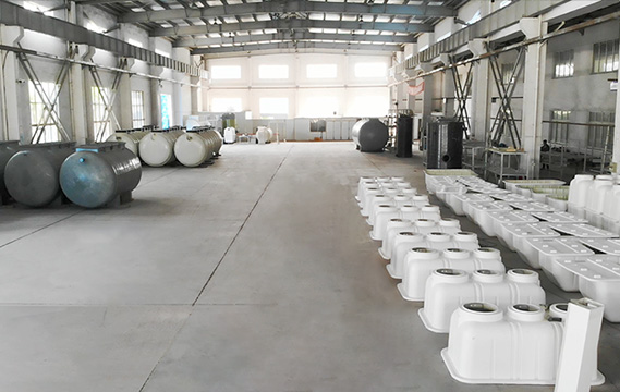 污水處理設(shè)備成產(chǎn)車(chē)間